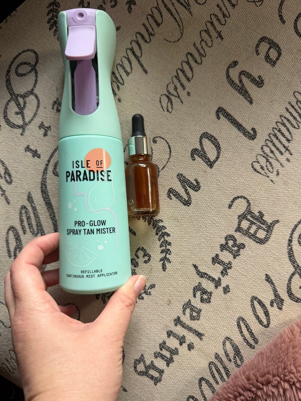Isle of Paradise spray tan mister & Tan Lux Self-Tan Drops